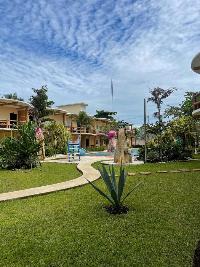 Hotel Pazifico En Monterrico Esterno foto