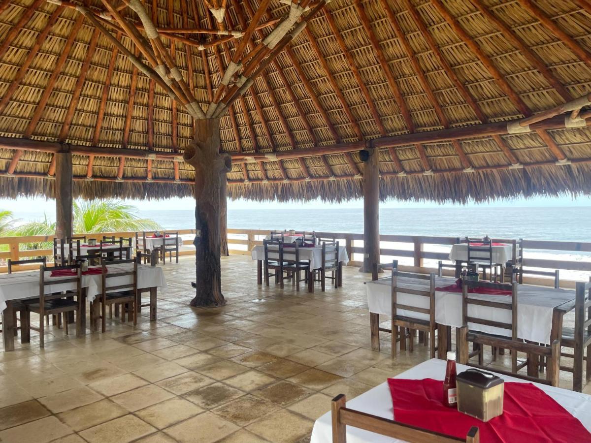 Hotel Pazifico En Monterrico Esterno foto