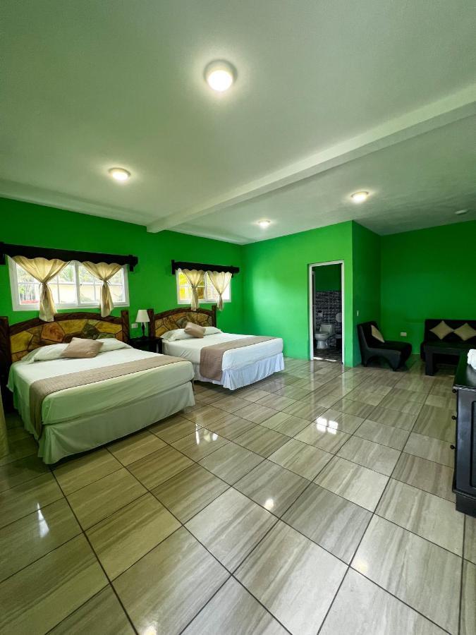 Hotel Pazifico En Monterrico Esterno foto
