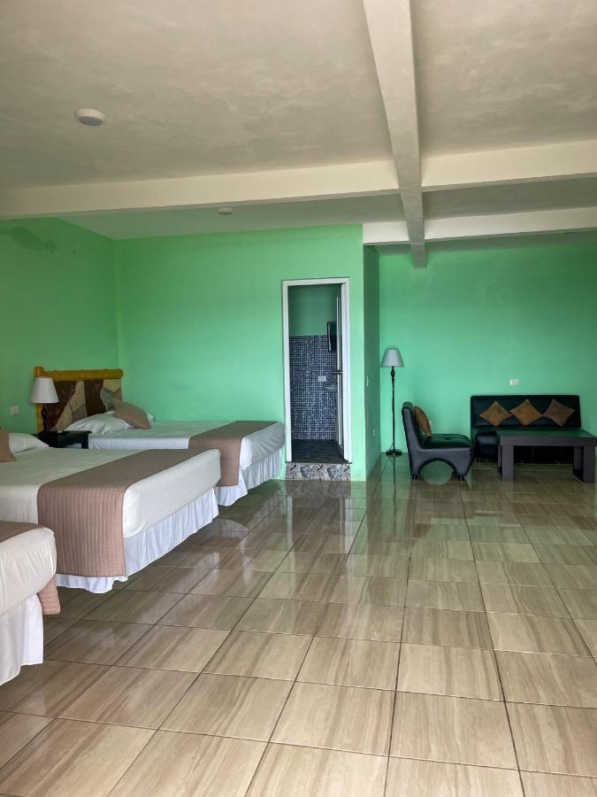 Hotel Pazifico En Monterrico Esterno foto