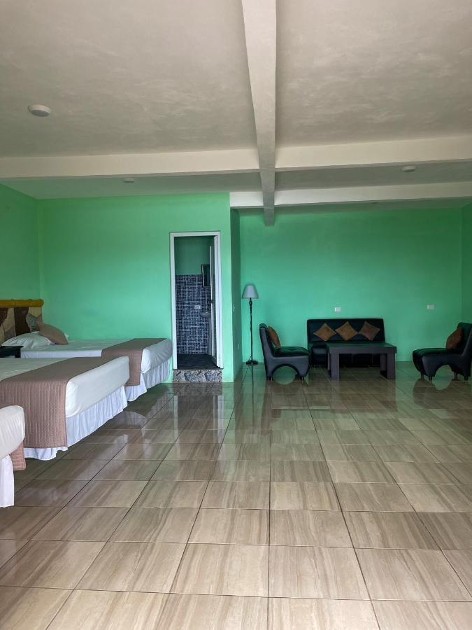 Hotel Pazifico En Monterrico Esterno foto