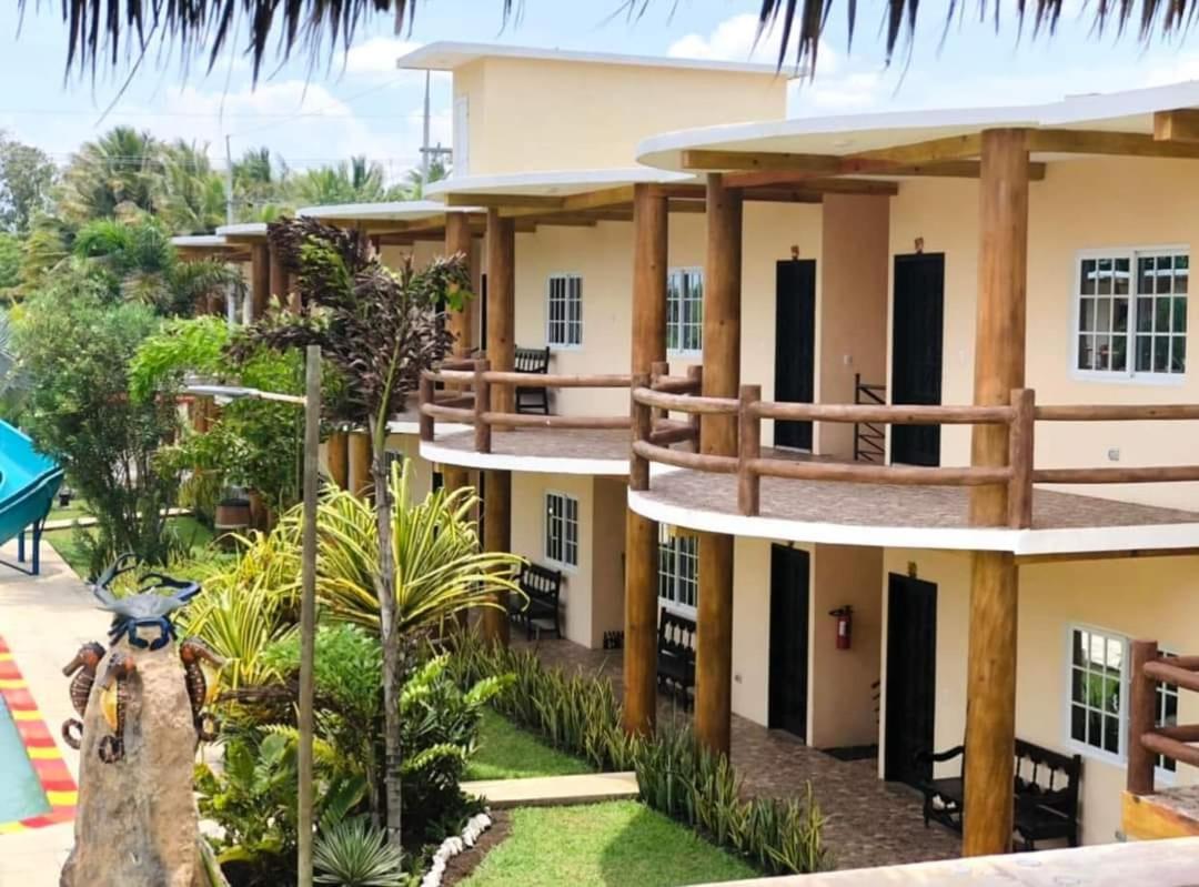 Hotel Pazifico En Monterrico Esterno foto